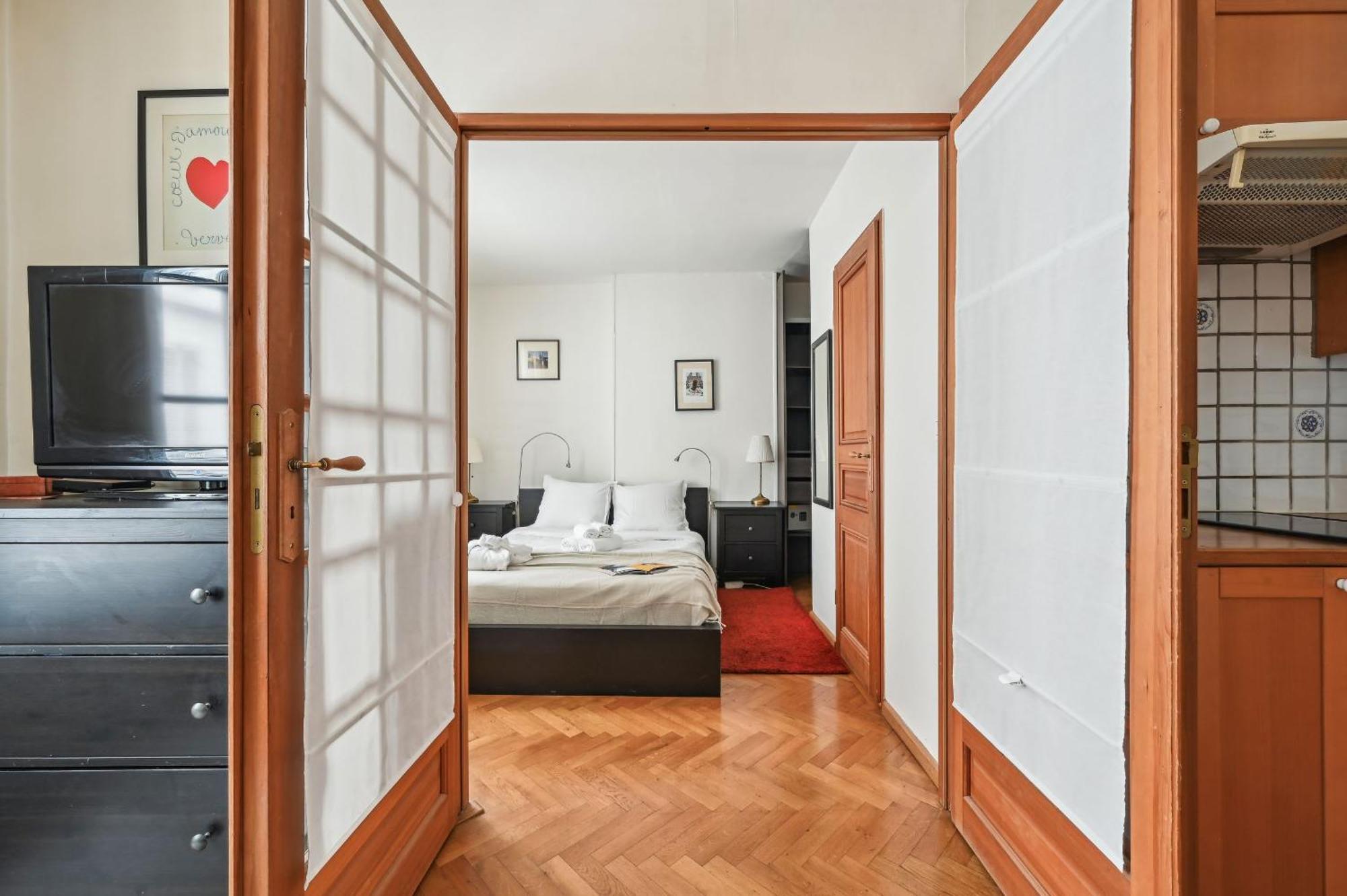 Eiffel Tower & Des Invalides - 1br - Cityapartmentstay * Parigi